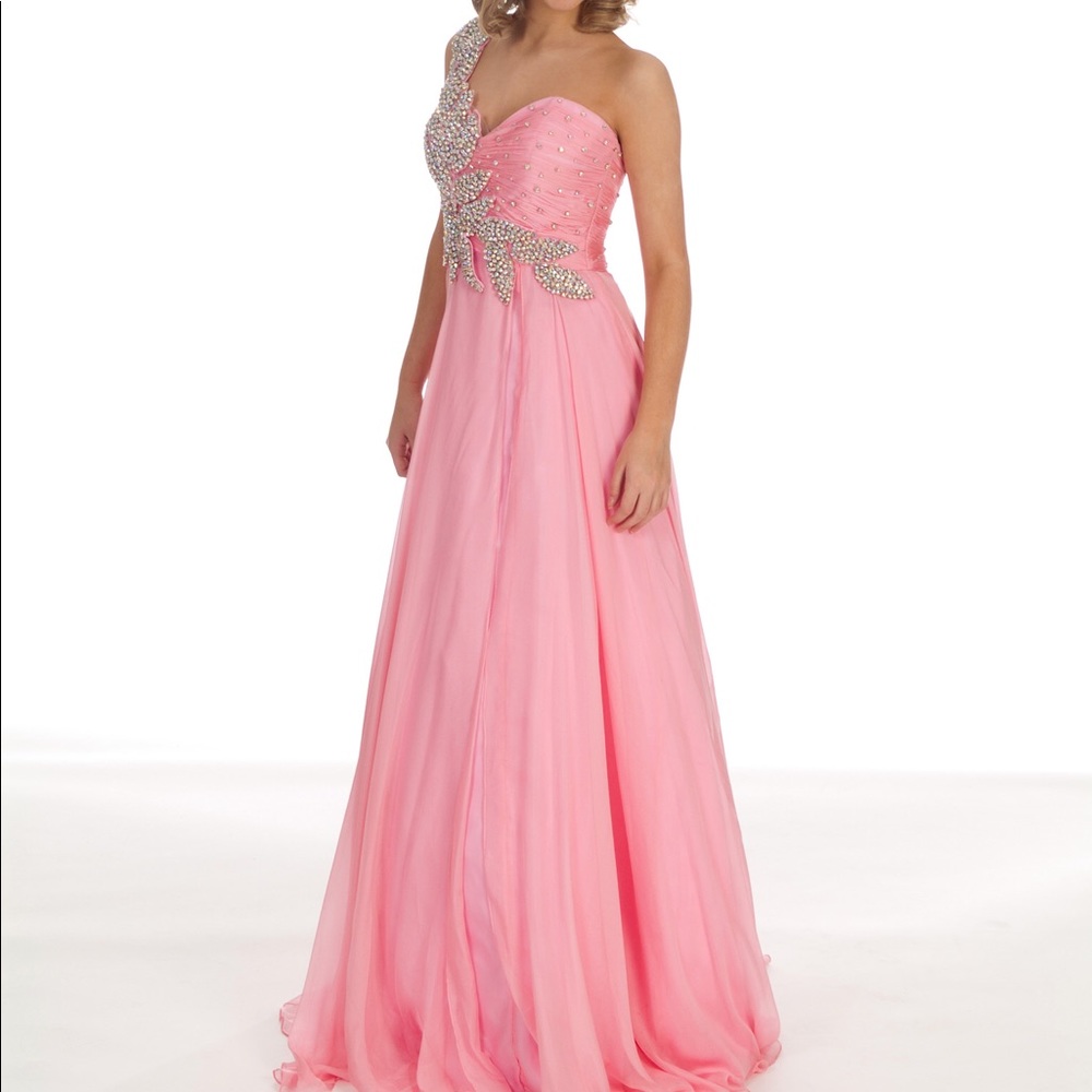 Pink sherri hill chiffon dress!